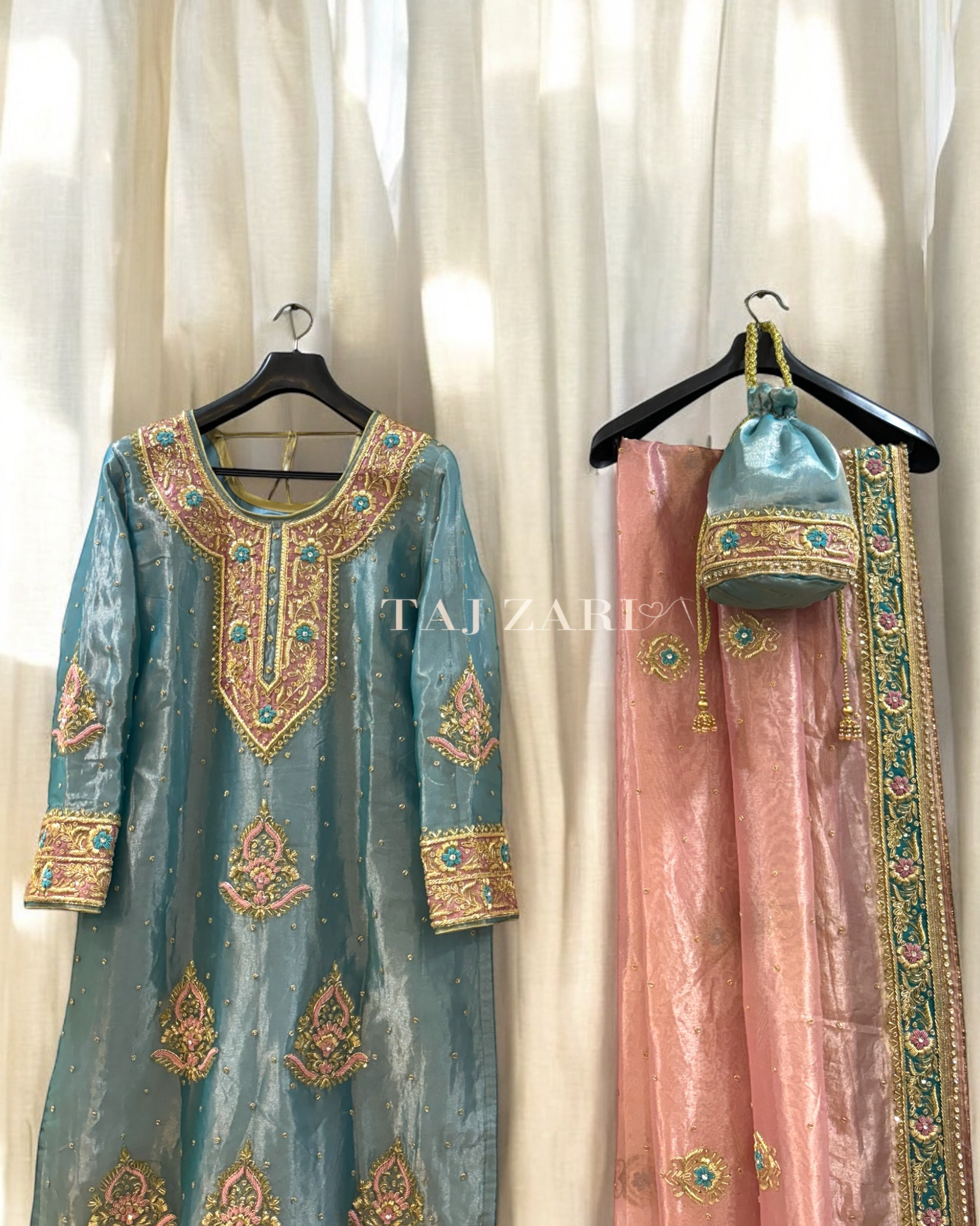 DCEF364A-4CD7-4F27-8D7D-14DED4384977